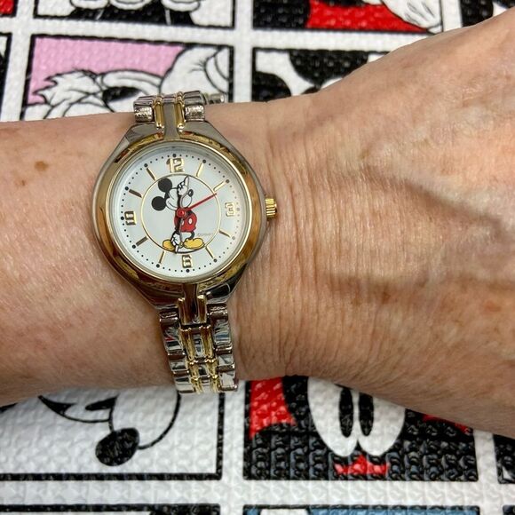 Disney Mickey Mouse Two-Tone Ladies Watch Moving Arms Original Hang Tag - Picture 8 of 14